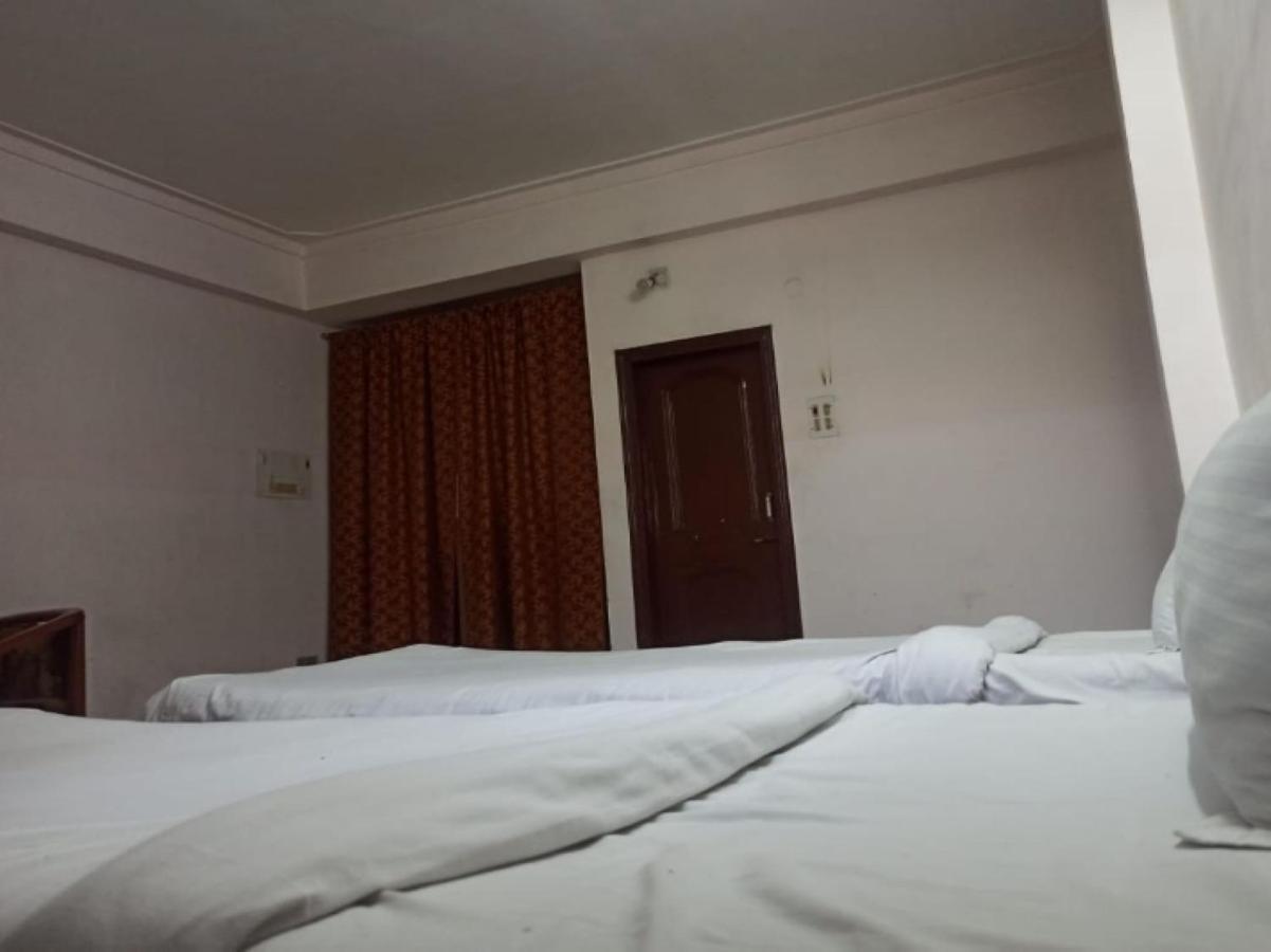 Oyo 80830 Hotel Buddha International Bódhgaja Exteriér fotografie